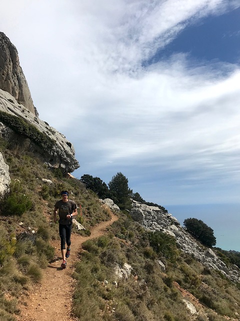 Trail running in Bernia